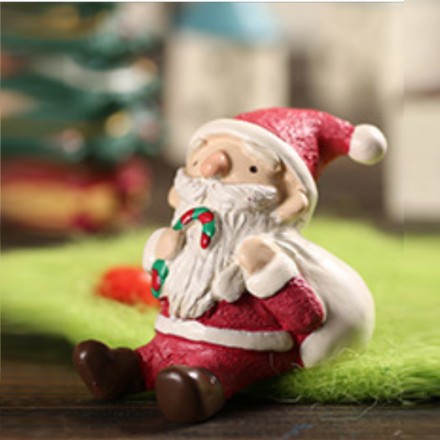 Santa Claus with Gift Ornament(4*5*3.5cm)