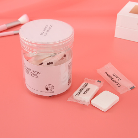 منشفة مضغوطة لتنظيف الوجه معبأة في علبة (12 قطعة)
