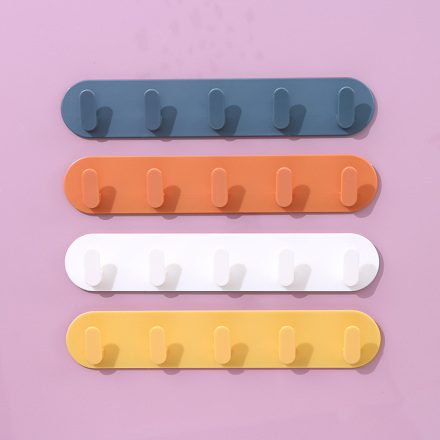 Simple Round Rack with Hooks