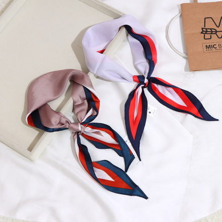 Classic Colour-Blocked Rhombus Neckerchief