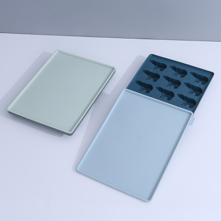 Polar Bear Pattern Ice Cube Tray