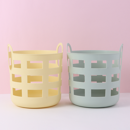 Medium plastic storage basket