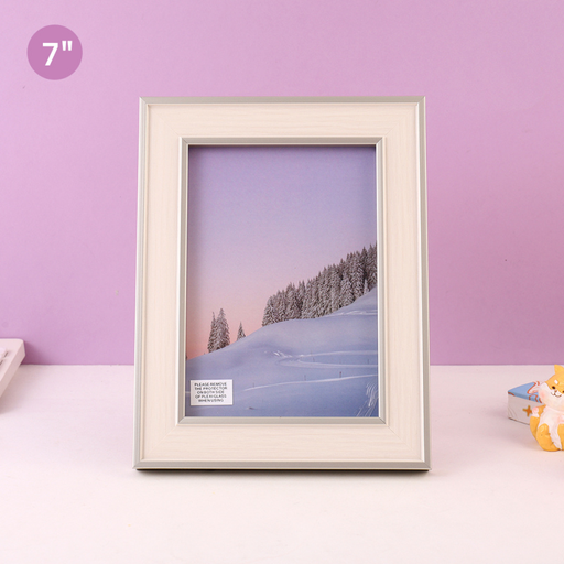 إطار صور كلاسيكي مقاس 7 بوصة (أبيض)