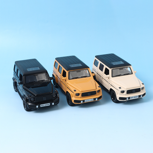 1:32 Sound and light comeback four-door alloy car