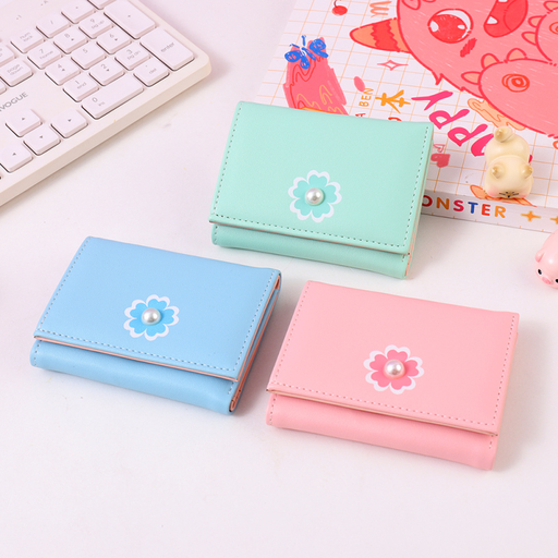 Pearl Flower Trifold Purse for Women
